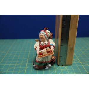 James Christensen Mrs Claus Porcelain Figurine Greenwich Workshop COA 848/1300